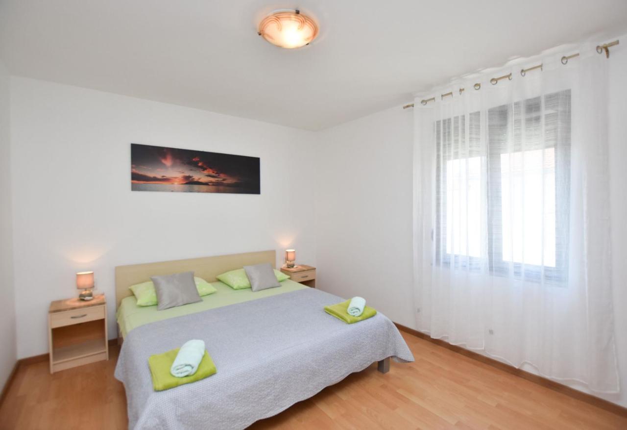 Apartments Tonja 普利莫顿 外观 照片